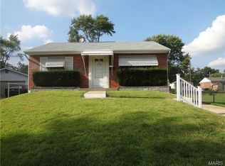 9225 Meadowbrook Ln, Saint Louis, MO 63114