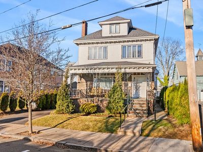19 Johnson Ave, Winthrop, MA, 02152