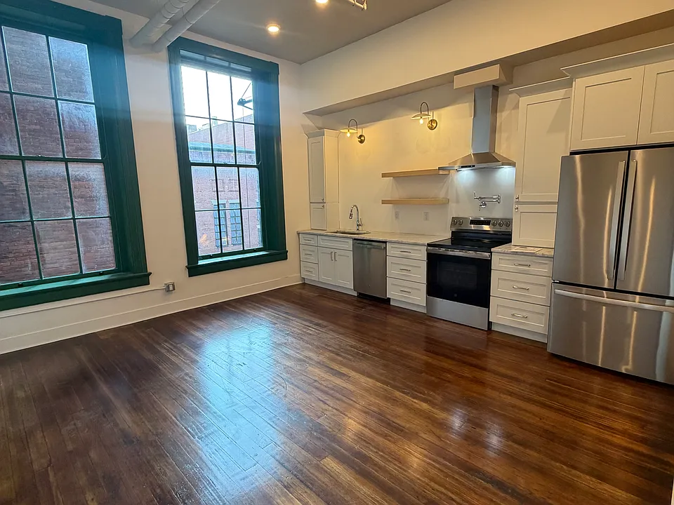 607 Main St #5
