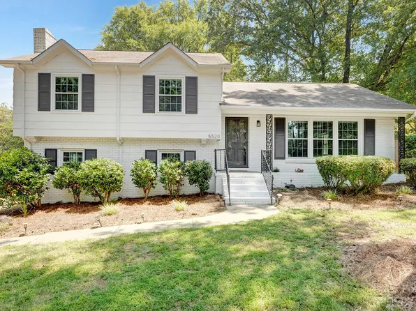 5520 Cherrycrest Ln, Charlotte, NC 28217