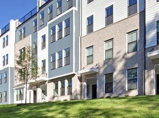 20851 Owenmore Ter, Dulles, VA 20166
