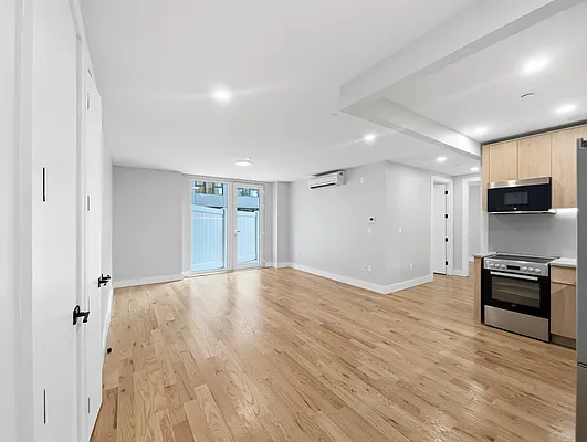 Living room, photo 5