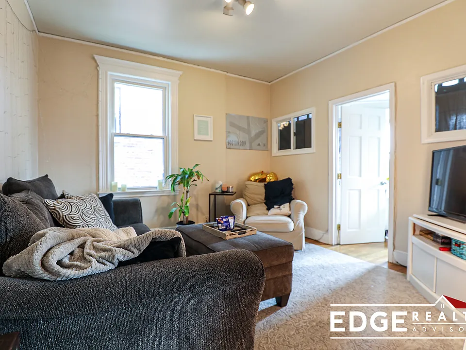 1719 Commonwealth Ave #2