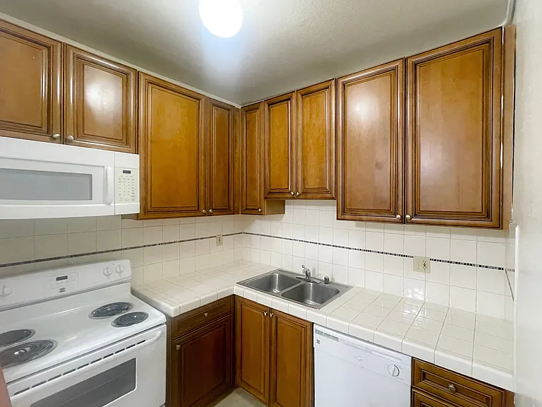 BMV Properties — Photo 11