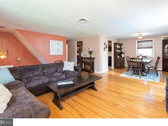 2nd image of 129 Mount Zion Ave