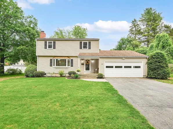 63 Bel Air Dr, Longmeadow, MA 01106