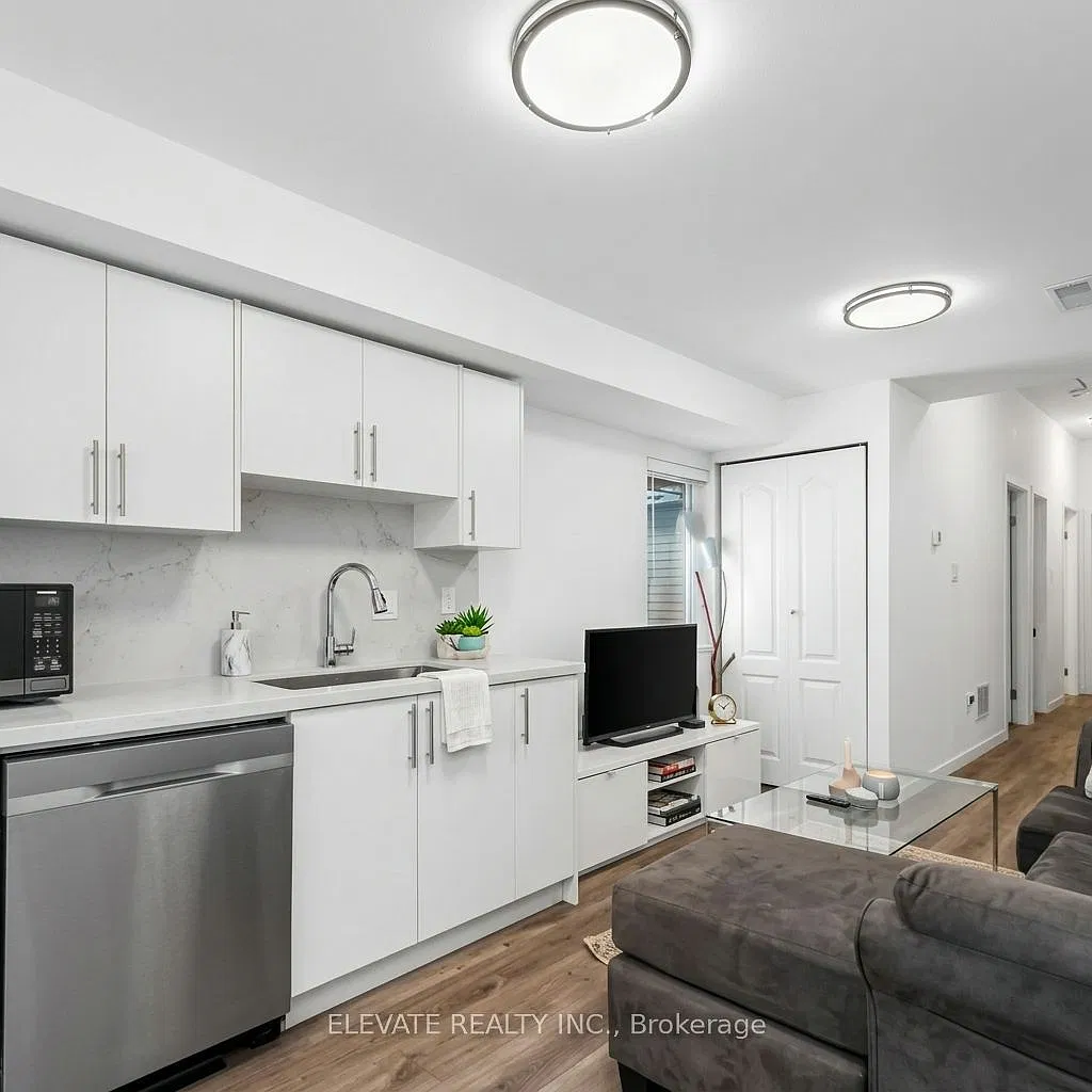 2 bed, $2,600 — Photo 2