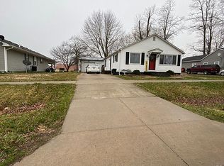 304 W Smith St, Sturgeon, MO 65284