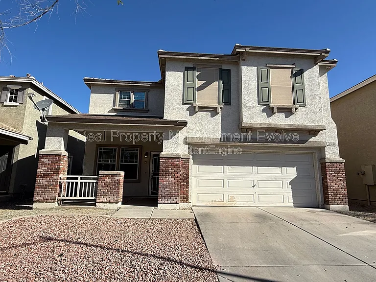 3930 W Irwin Ave — Photo 1