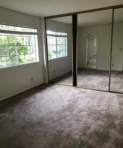 1229 S Alta Vista Ave — Photo 9