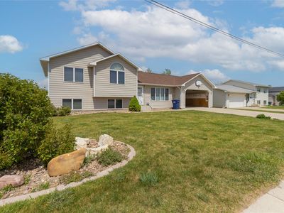 325 33rd Ave NE, Great Falls, MT, 59404