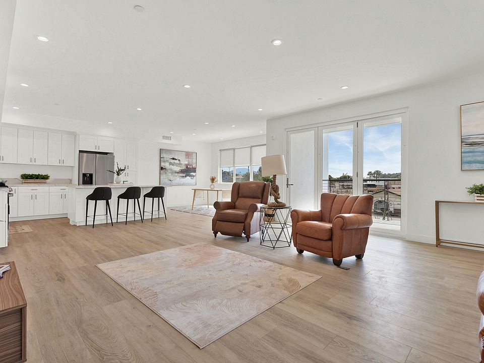 1st image of 8234 University Ave APT 2