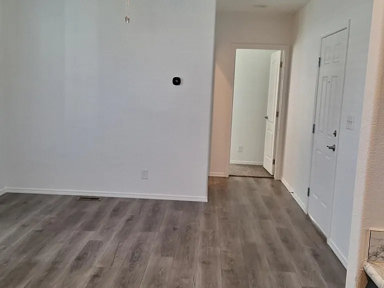 4487 E Lake Mead #19 — Photo 7