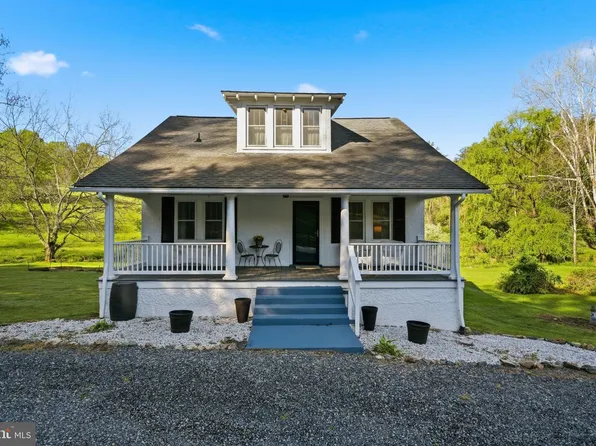 24 Sundown Ln, Boston, VA 22713
