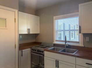 33880 Roberts Rd, Eastlake, OH 44095