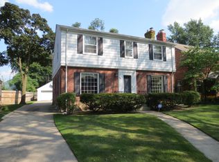 1109 Maxine St, Flint, MI 48503