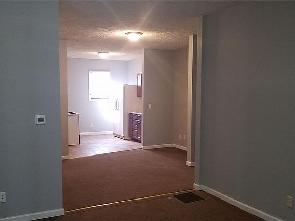 2nd image of 518 S 5th St APT B