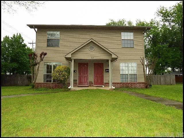 422 Monroe St #B — Photo 1