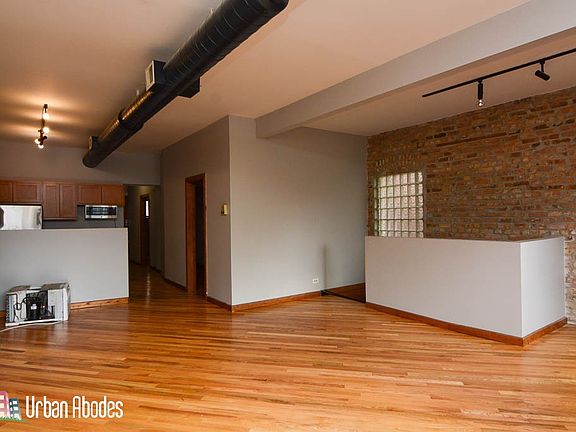 2nd image of 1710 N Damen Ave #2