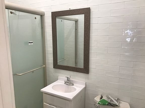 3rd image of 318 Bedford Ave #2FIFA
