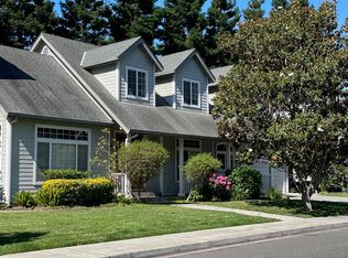 825 Moraga Dr, Mountain View, CA 94041