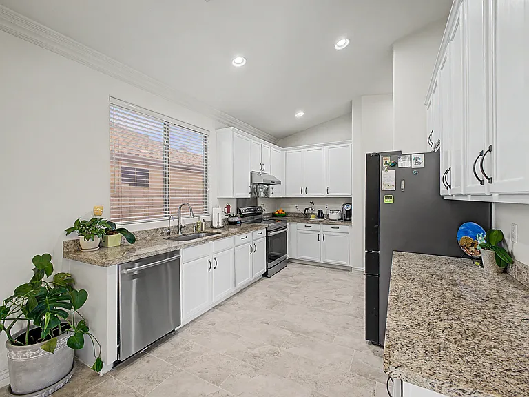 12867 W Segovia Dr — Photo 15