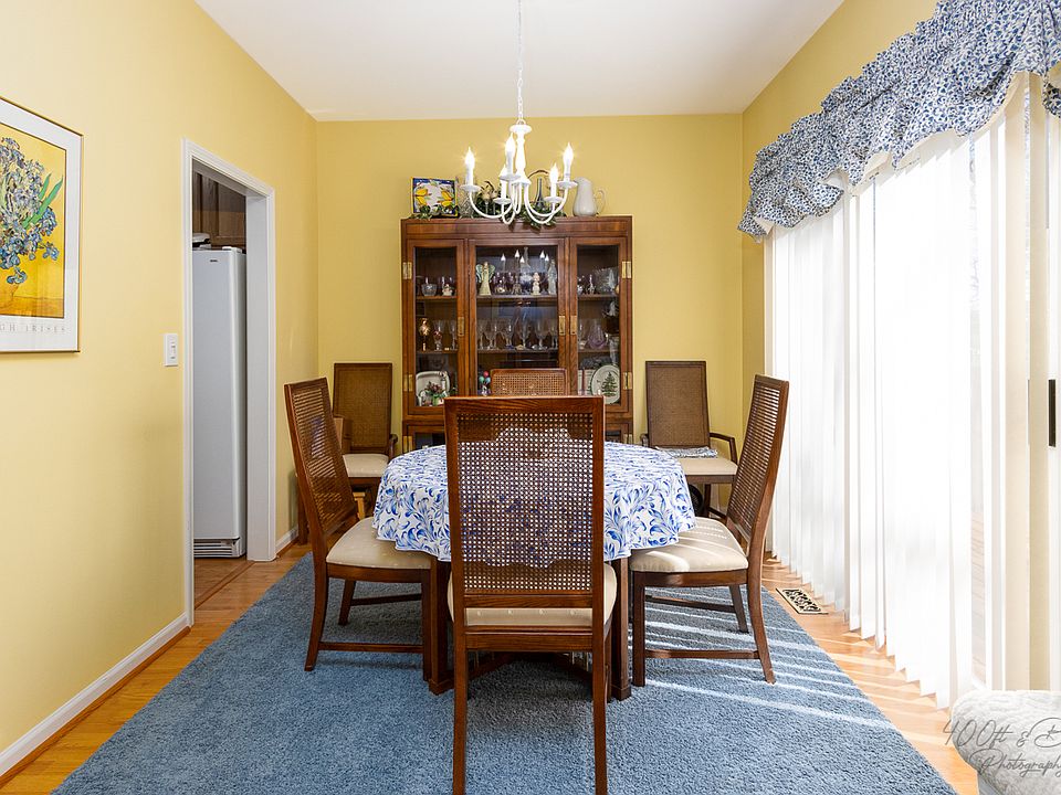 101 Charlotte Ct Cary IL Zillow