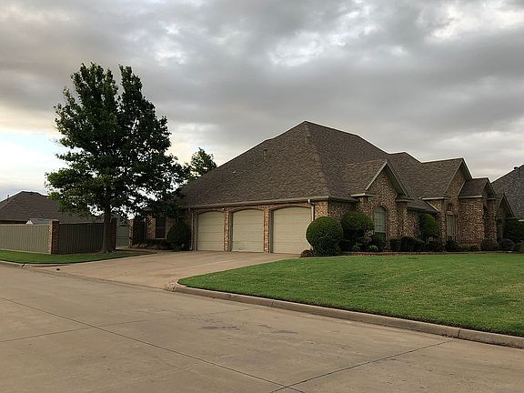 2nd image of 1109 Dove Ln