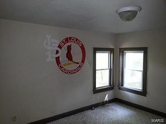 4th image of 701 Camilla St