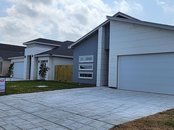 2nd image of 3413 Camellia Ave