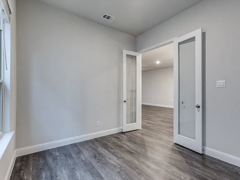 4508 El Paso Dr — Photo 17
