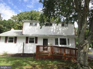 126 Country Club Rd, Pine Hill, NJ 08021