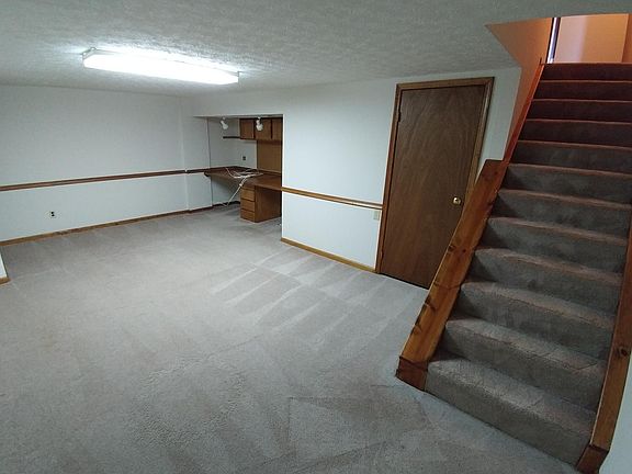 5th image of 3234 Cairngorm Dr