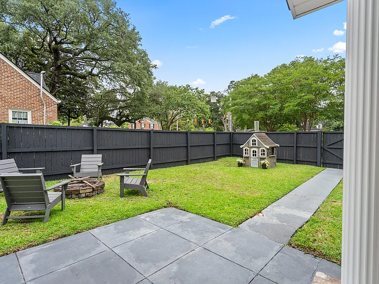 51 Stocker Dr — Photo 10
