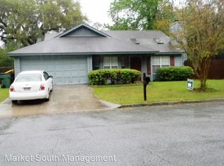 2 Daveitta Dr, Savannah, GA 31419