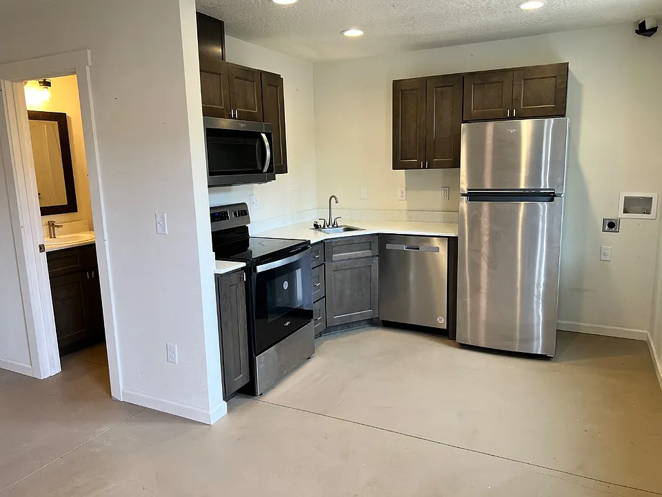 101 Erickson Ave #99B