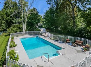 10 Van Orden Ave, Suffern, NY 10901