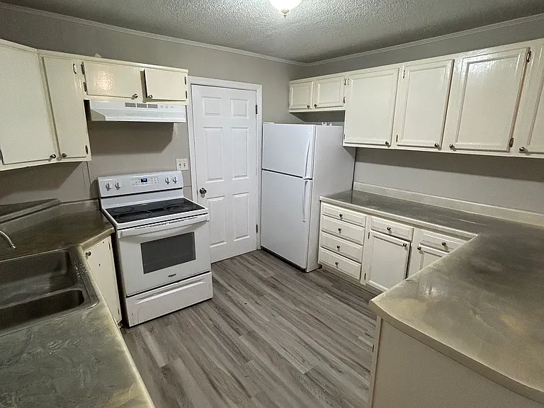 1320 Parker Ave SW — Photo 8