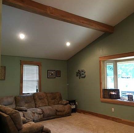 4th image of 31 Westwood St