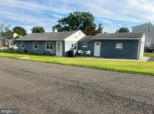 201 Skyline Dr, Feasterville Trevose, PA 19053