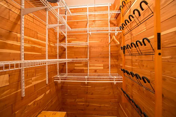 Rented by Garfield Realty  | media 19