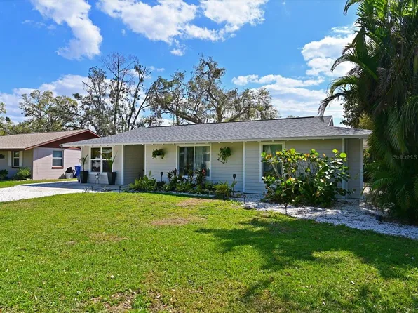 3307 3rd Ave W, Bradenton, FL 34205