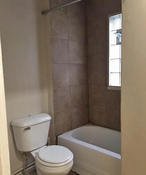 929B E Chambers St #REAR — Photo 2