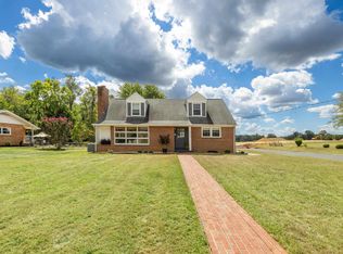 2240 Belvue Rd, Waynesboro, VA 22980