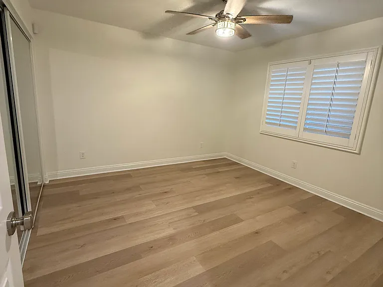 14401 Bloomfield Ave — Photo 5