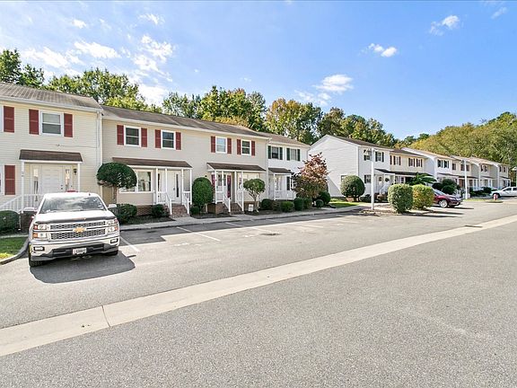 4th image of 24 Bromley Dr