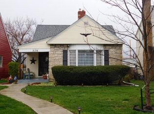 576 Crescent Rd, Columbus, OH 43204
