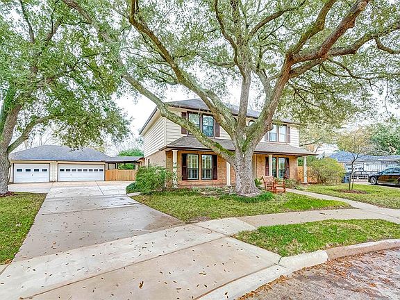 4th image of 1110 Flowerwood Ct