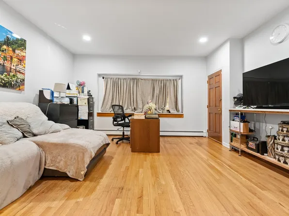 50 Cottage Street image 4 of 18