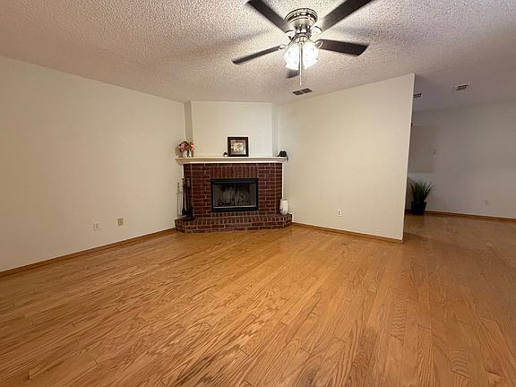 3rd image of 1109 Liberty Ave